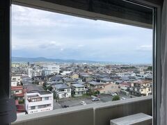 おはようございます。２日目。ホテルの部屋からの眺めです。