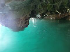 青の洞窟、この日は透明度がイマイチ