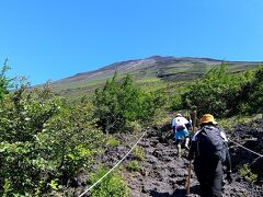 さぁ、富士登山の始まりです。。