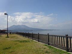 目的地は、道の駅たるみず。
13時半前に着きましたが駐車場は結構混んでいました。