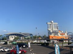 まだ時間があるし久々に名古屋港に来ました。名古屋の定番デートスポットの。