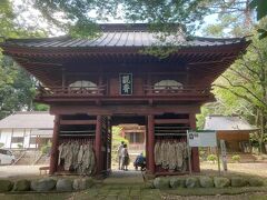 近くの太平寺へ。
仁王門