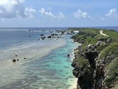 東平安名崎のちょっと手前の展望台