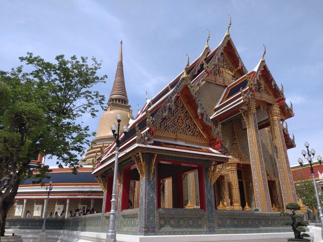 とても装飾が綺麗なワットです。ここは２回目の訪問。<br />何回も来たくなるワットです。