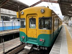 富山駅からアルペンルートの起点となる立山駅までは、富山地方鉄道で。