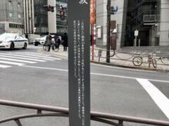 偶然にも縁があったから善国寺の御朱題帳買おうかな。
ちょうど日蓮宗専用の御首題帳を買おうか考えていたところなのです。
妙法だけじゃなくて髭文字でちゃんと書いて欲しいですからね～。
日蓮宗って、お寺によっては他の宗派の御朱印が書いてあると断られるとも聞くので怖くて頼んだことがありません。
なので安養寺か善国寺か経王寺の御首題帳で、どれにするか迷っていました。
一番よく行くのは経王寺。
あとはデザインの好みですね。
楽しい悩みは大歓迎です。
ちなみに私はお寺と神社で御朱印帳分けています。
浦和の調神社で新年早々怒られていた人いたし。