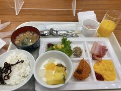 2日目。東京でどんな美味しい物にめぐり逢えるかわからないので朝食は控えめ？に