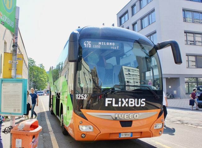 初体験　ヨーロッパ大陸を走る<br />FLiXBUS  <br />フランクフルトのバスターミナルから<br />定刻の発車でした。