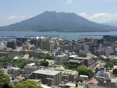 桜島もイイ感じ～♪　久々に再訪できただけで満足なので、まだ行ったことのない霧島方面へ向かうことにしました。