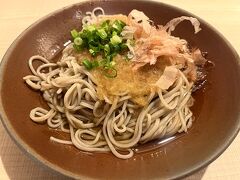 冷やしおろし蕎麦＠てらぐち
永平寺の龍門跡に向かい合うようにしてある蕎麦屋さんです。