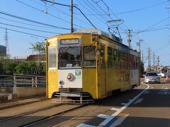 瑞龍寺まで行き、新高岡駅でレンタサイクルを返却。城端線・万葉線を乗り継いで3か所めの重伝建・吉久へ。