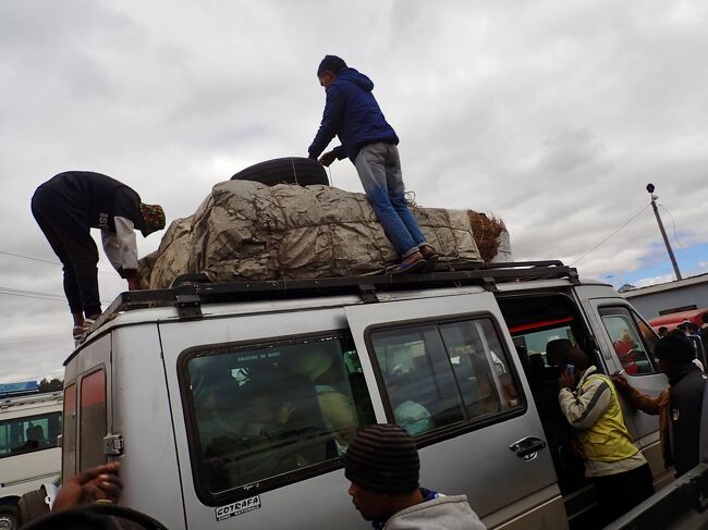 もう少しで、荷物の積み込みが終わりそうです。