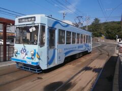  運転体験は東山駅に隣接している電車事業部に集合し、事務所内で岡山電気軌道に関するクイズなどを楽しんだ後で車庫へ移動します。