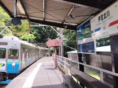 11時38分発の各駅停車伊豆高原駅行きに乗ります。