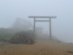 鳥居も見えてきました