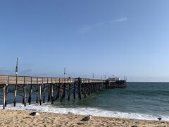 少し海を見に行きました。
娘はもう大西洋から始まり、インド洋、そして太平洋を制覇しちゃいました。
Balboa Pierです。
