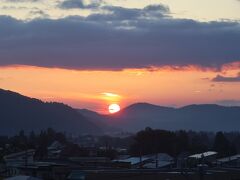 4:30　御来光！
今日もいいお天気のようです