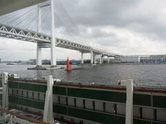 午前8時過ぎ
横浜ベイブリッジ