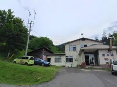 幌加温泉の入口には鹿が。