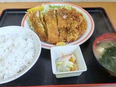 ２０２３年７月

たか幸食堂（渋川）

チキンカレーから揚げ