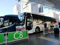 バスタ新宿6:55発飯田駅行きに乗車。

ほぼ満席だったと思います。みんな人形劇フェスタに行くのかな。