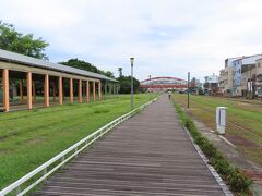 港湾線跡のサイクリングロード：哈瑪星鐵道文化園内
