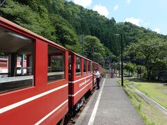 千頭駅から45分程でアプトいちしろ駅に到着です。