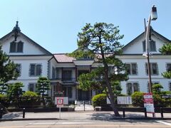 新潟県政記念館