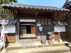 13代藩主・毛利敬親の侍医を務めた青木周弼の旧宅。幕末当時、日本屈指の蘭学医だったそうである。