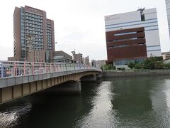 玉江橋まで進んで今度は南へ。常安橋で土佐堀川を渡ります。