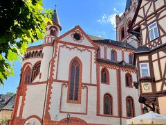 Evangelische Kirchengemeinde Vierthäler

可愛らしい街に可愛らしい教会があります。
完成したのは14世紀だそうです。
