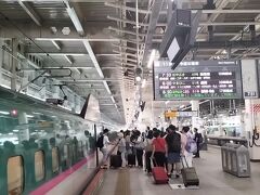 仙台駅は7時33分到着。