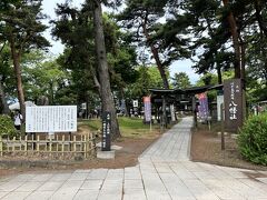 ホテルとマックの間に川中島古戦場があったので、寄ってみました。
実は、ここは国盗りの夏の陣スポットなのです。