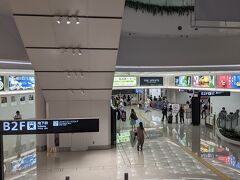 福岡空港からは地下鉄に乗り換えます。