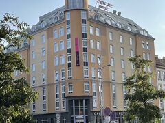 泊まったホテル 
Mercure Wien Westbahnhof
6/7~10 3泊　agodaから予約し￥34,532