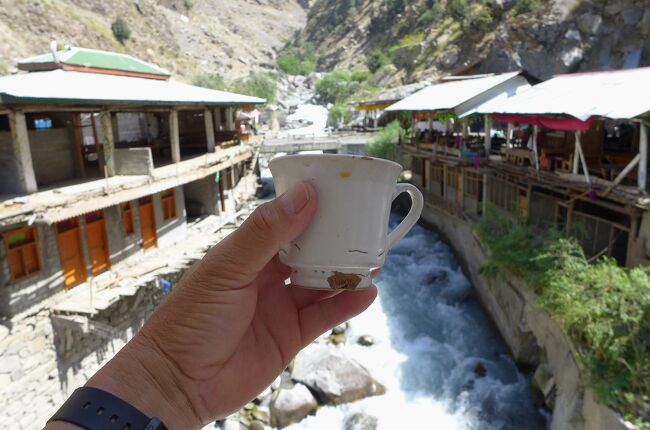 日本でいうミルクティーの5倍は甘い。