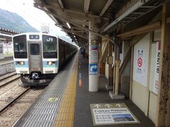 この時点でまだお昼過ぎ。ここから【おまけ編】に入ります。

大月駅から、再び中央線の下り電車に乗る。