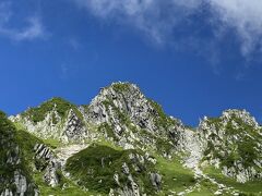 千畳敷カールから見た景色です。駒ヶ岳ですね。お天気も良くてまるでスイスに来たような素晴らしい景色でした。