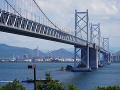初与島で瀬戸大橋、いつも鉄道で、車で渡ったのは初めて。渋滞回避も成功しました。