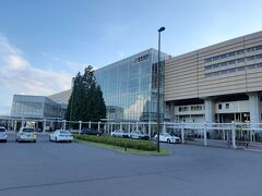 この日の宿泊は浅虫温泉。

ホテルに行く前に、新青森駅へ。