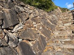 　鞆城跡に登ってみました。
