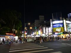 仮眠したあとは運動がてら少し歩いて寧夏夜市へ行きました。
