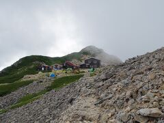 大天荘（だいてんそう、標高2870ｍ）　快適な山小屋でした。