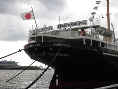 氷川丸の写真を撮り・・・
