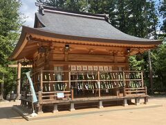 近くに穂高神社があったのでお参りしました。