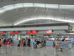 タンソンニャット国際空港 (SGN)