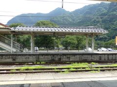 もっと滞在していたかったのですが、暑さが限界です。
横川駅まで戻ってきました。