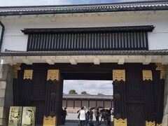続いて御金神社から徒歩5分位で行ける二条城へ
ここはYOU率がすごい高かった！