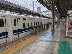 
10時半には小倉駅に到着
乗ってきた新幹線を撮影