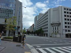 阪急で烏丸までやってきました。
わあ懐かしい、でも新しいビルとか建って位置情報見ないと分からない。